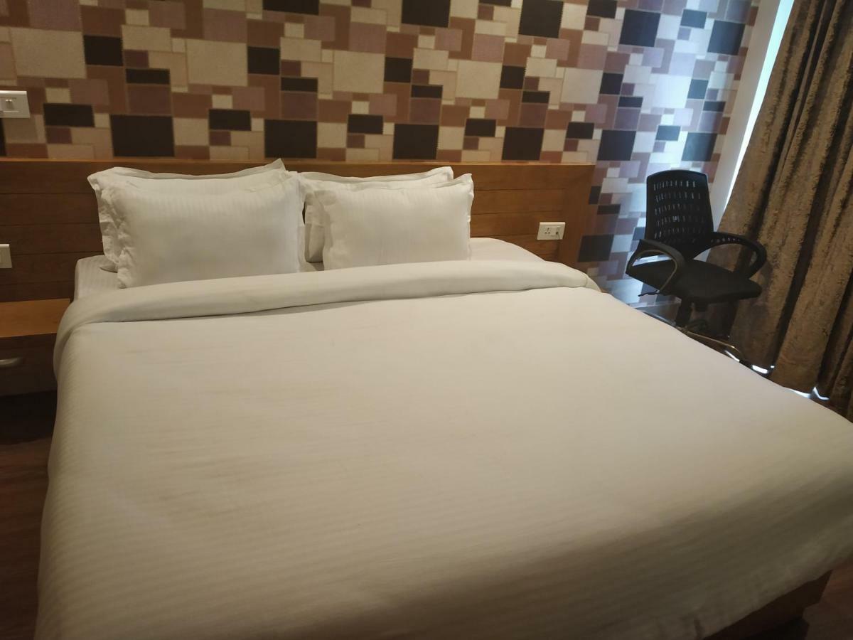 Hotel Beechwood ムスーリー エクステリア 写真
